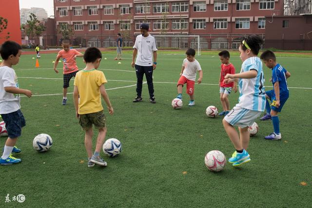 比尔25分太阳力克76人止4连败 活塞险胜开拓者