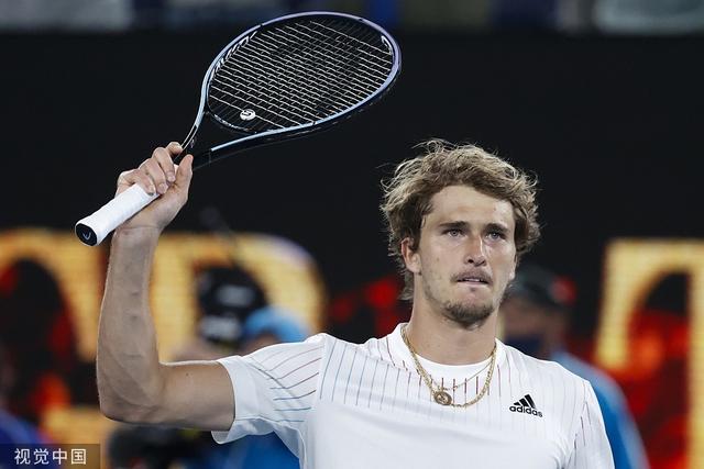 C罗下周年满40岁 职业生涯已经打进920球